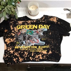 Green Day cropped tee